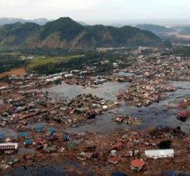 Самые смертоносные стихийные бедствия XXI века Цунами произошедшие в 21 веке